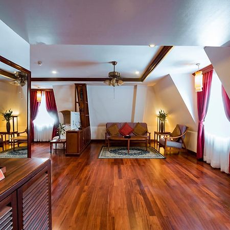 The Suite By Royal Crown Hotel Siem Reap Eksteriør billede