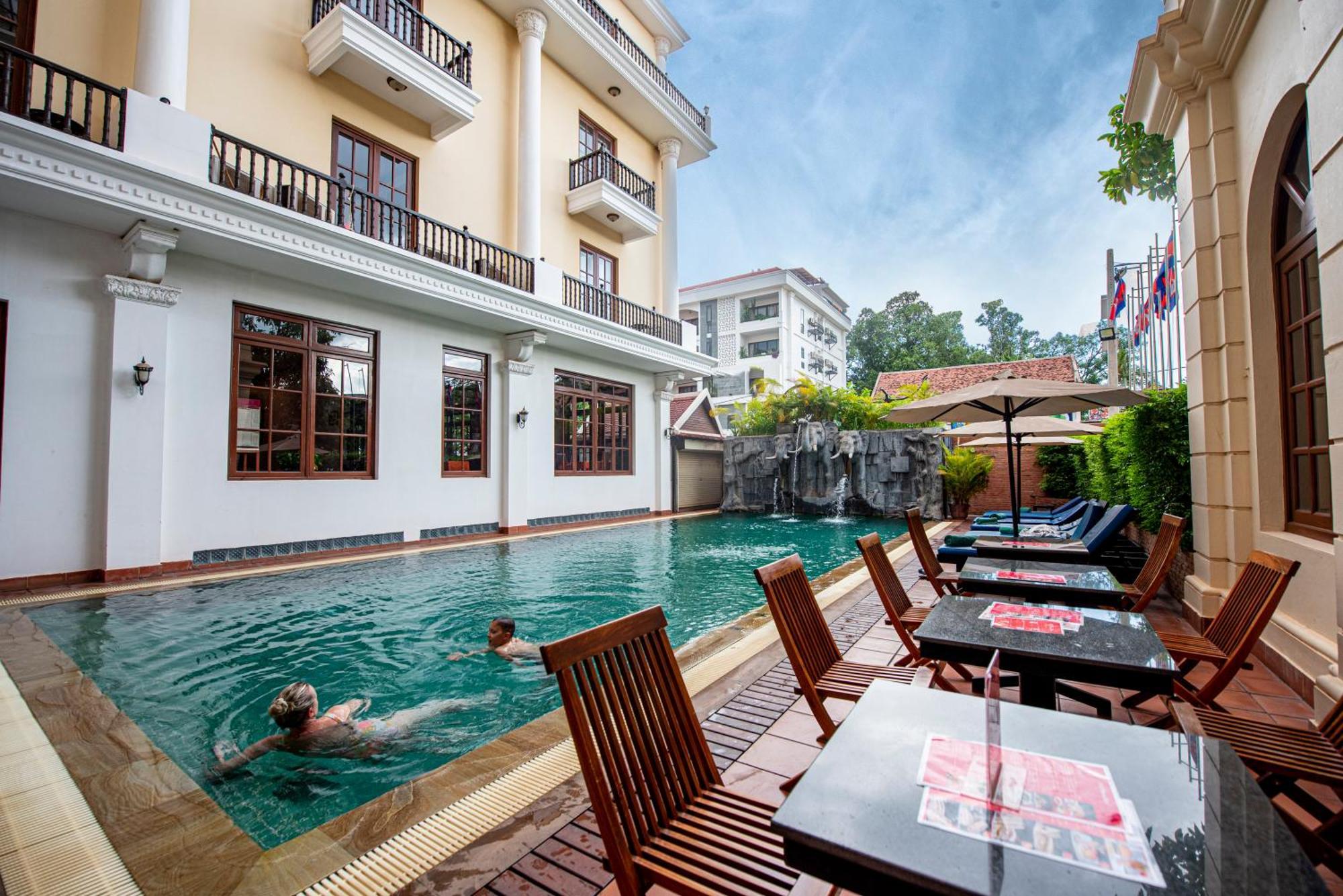 The Suite By Royal Crown Hotel Siem Reap Eksteriør billede