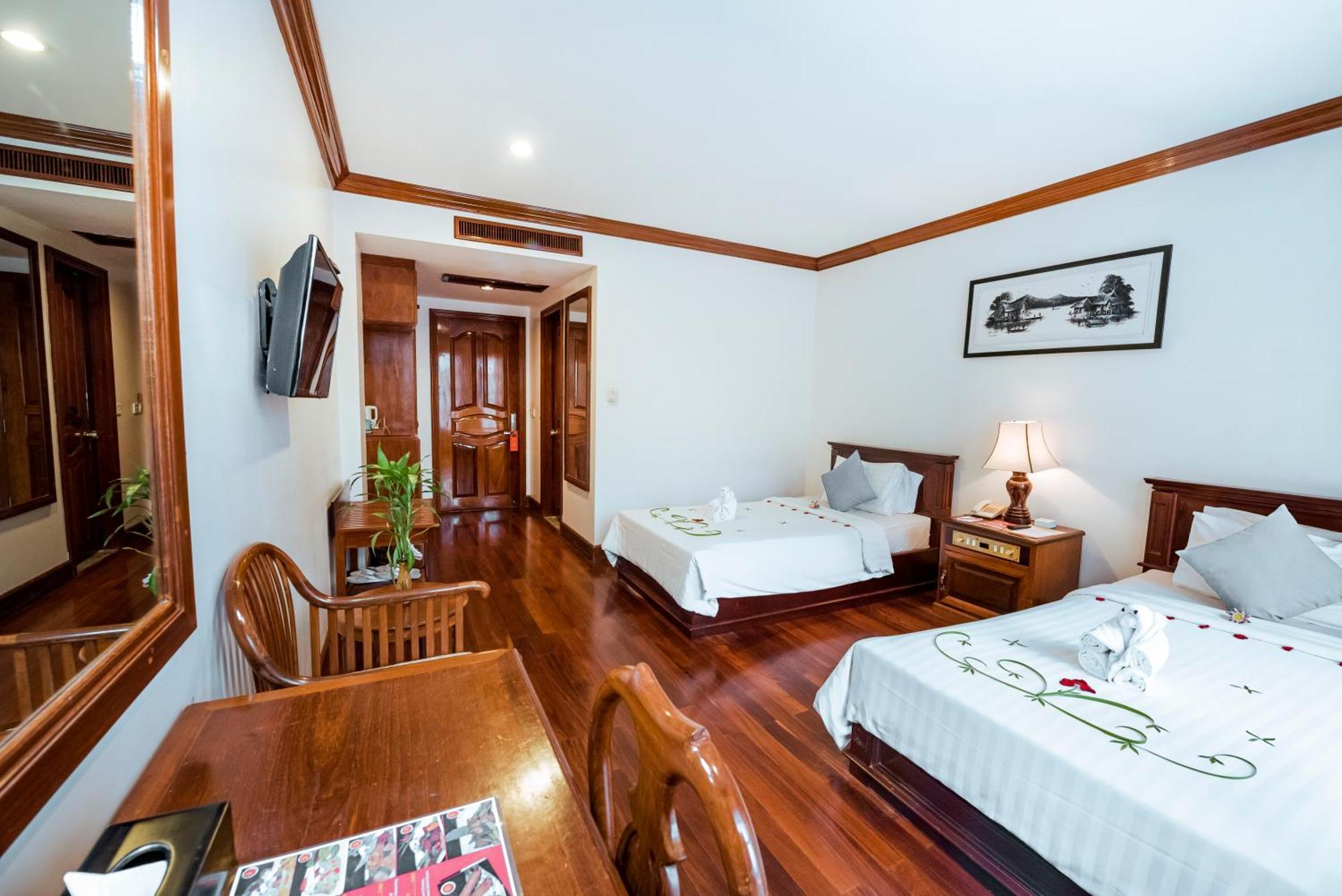 The Suite By Royal Crown Hotel Siem Reap Eksteriør billede